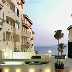 The Pearl Of Pinacho - Front & Swimming Pool Apartment *