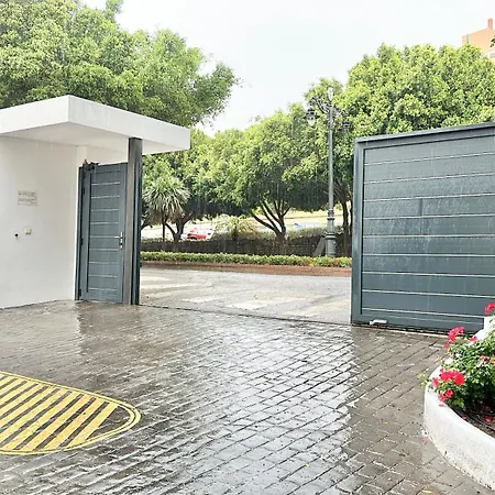 The Pearl Of Pinacho - Front & Swimming Pool * Estepona