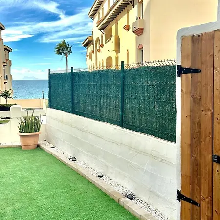Daire The Pearl Of Pinacho - Front & Swimming Pool *