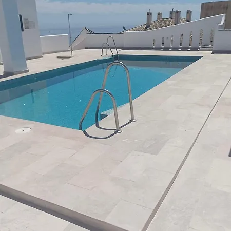 The Pearl Of Pinacho - Front & Swimming Pool Daire Estepona