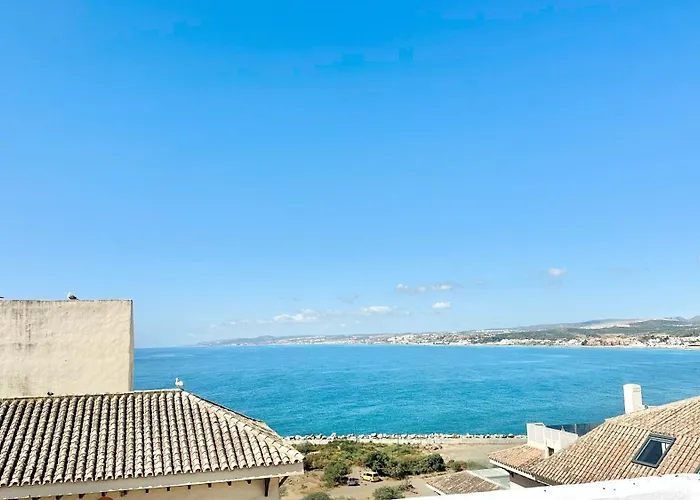 The Pearl Of Pinacho - Front & Swimming Pool