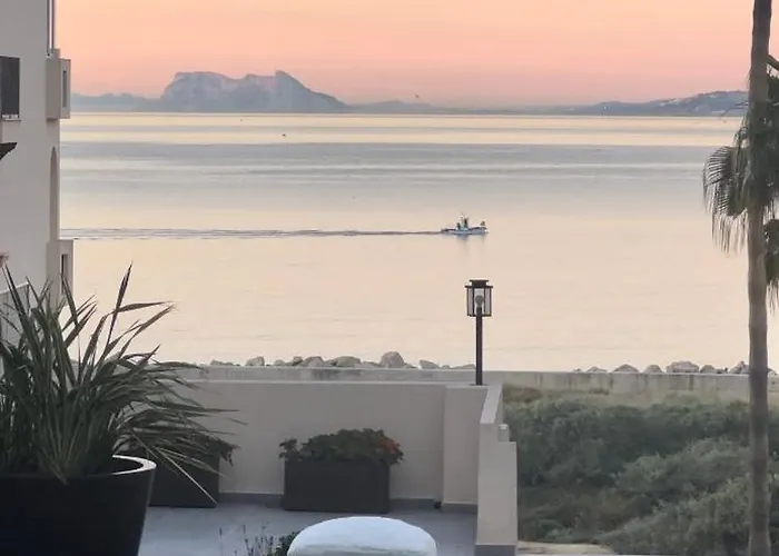 Apartment The Pearl Of Pinacho - Front & Swimming Pool *