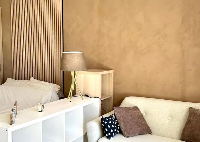 The Pearl Of Pinacho - Front & Swimming Pool Apartment