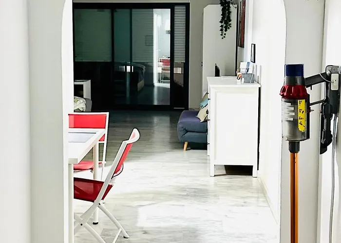 The Pearl Of Pinacho - Front & Swimming Pool * Estepona