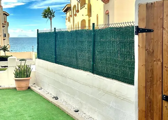 Apartment The Pearl Of Pinacho - Front & Swimming Pool *