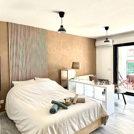 Apartman The Pearl Of Pinacho - Front & Swimming Pool *