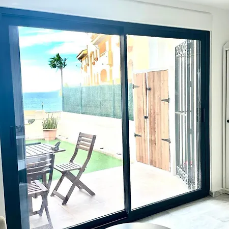 The Pearl Of Pinacho - Front & Swimming Pool * Эстепона